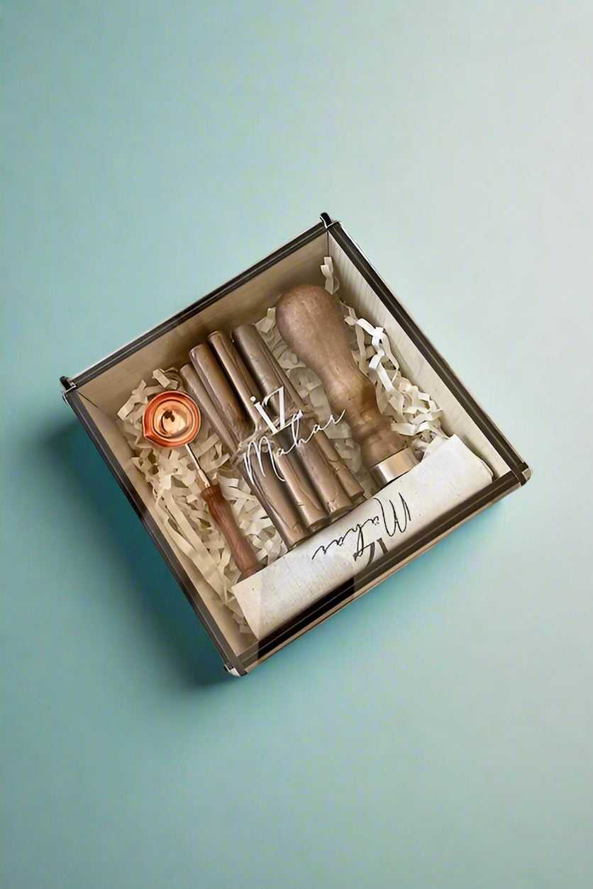 Geschenkset Siegelstempel & Siegelwachs – Personalisierte Wachsstempelbox